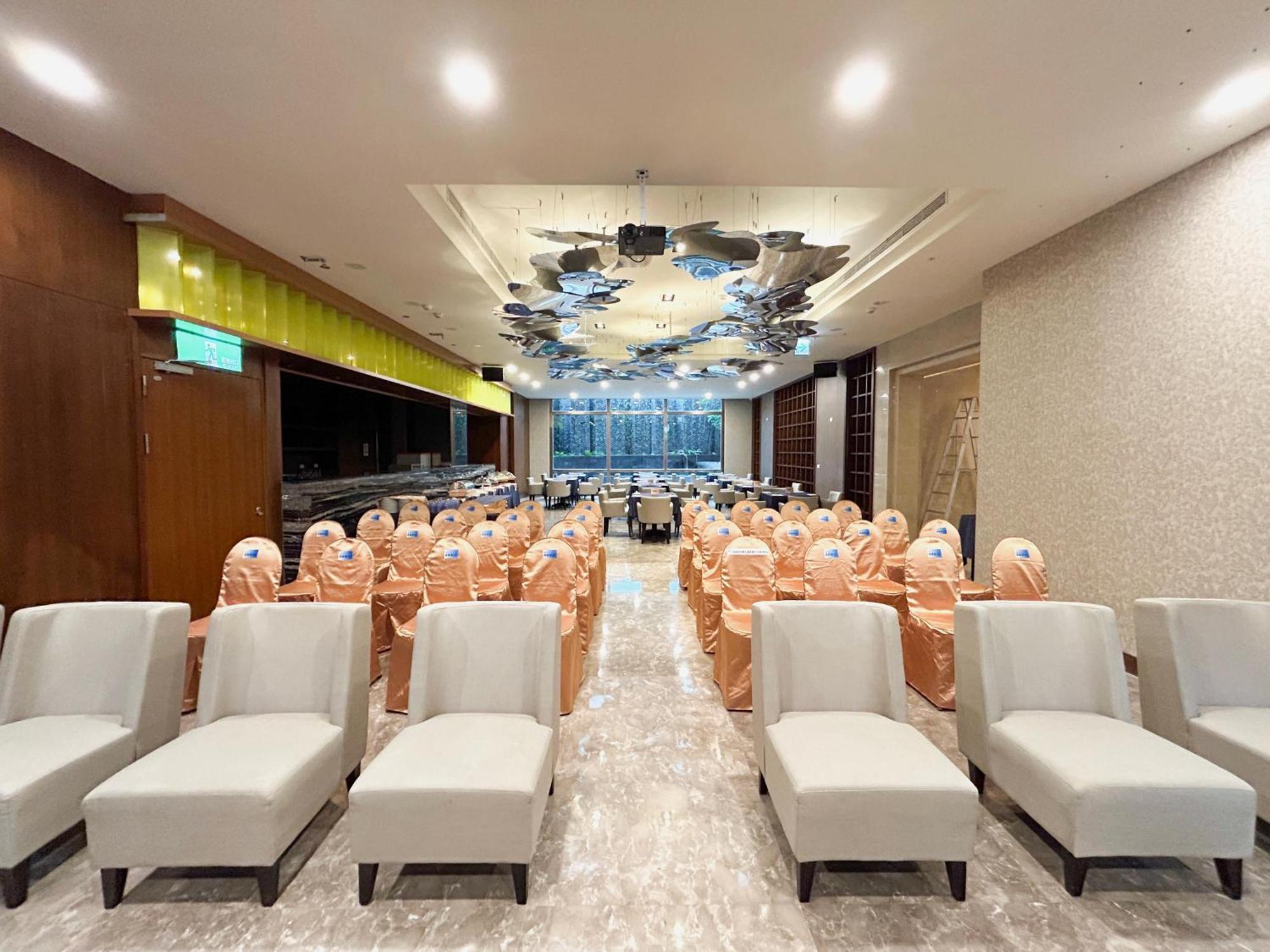 Hiyeshotel勤天商旅-花蓮館 Hualien Eksteriør bilde