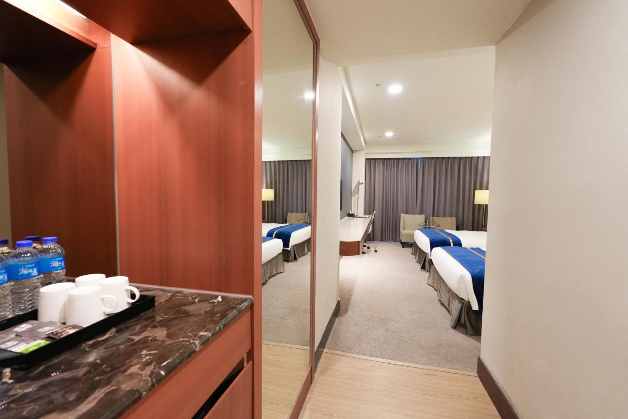 Hiyeshotel勤天商旅-花蓮館 Hualien Eksteriør bilde
